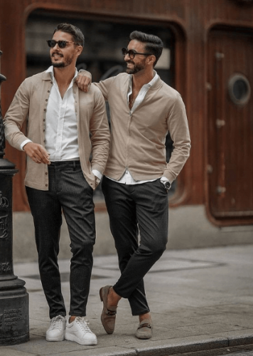 How To Wear A Button-Down Shirt Guys?